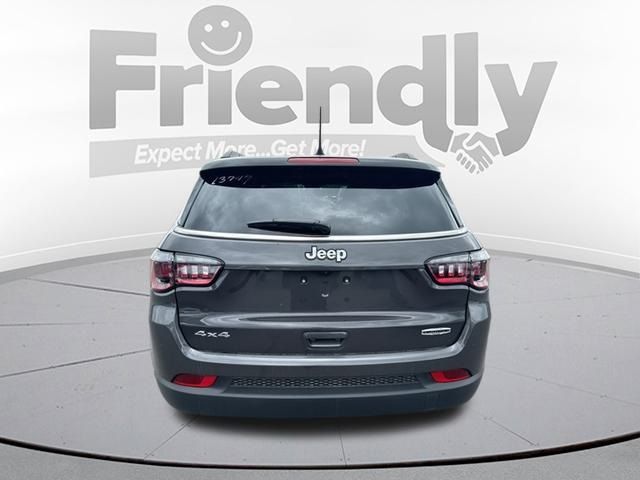 2024 Jeep Compass Latitude Lux