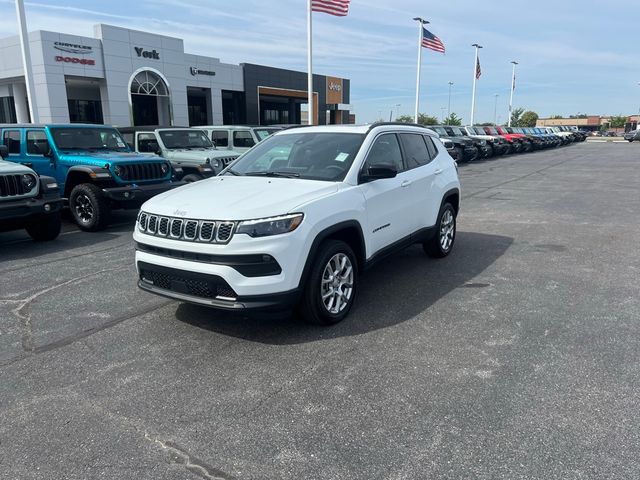 2024 Jeep Compass Latitude Lux