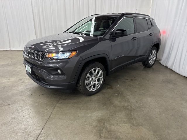 2024 Jeep Compass Latitude Lux