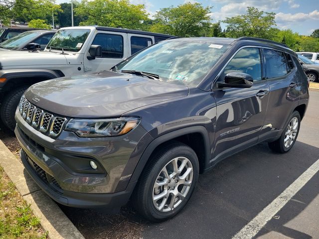 2024 Jeep Compass Latitude Lux