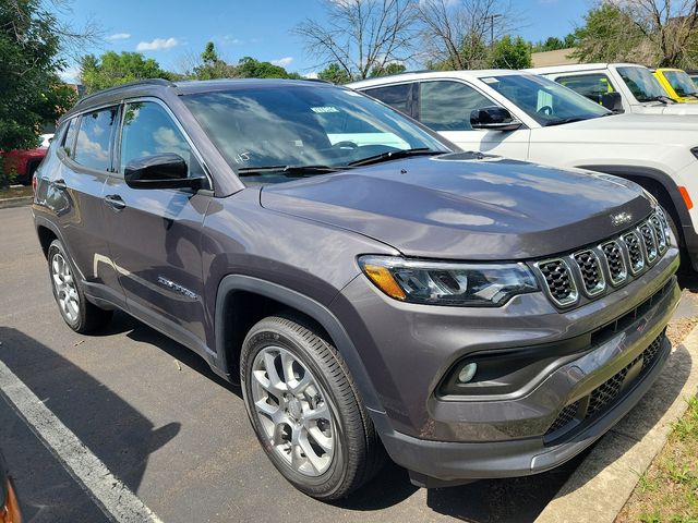 2024 Jeep Compass Latitude Lux