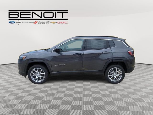 2024 Jeep Compass Latitude Lux