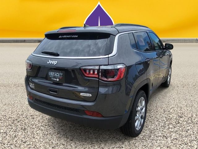 2024 Jeep Compass Latitude Lux