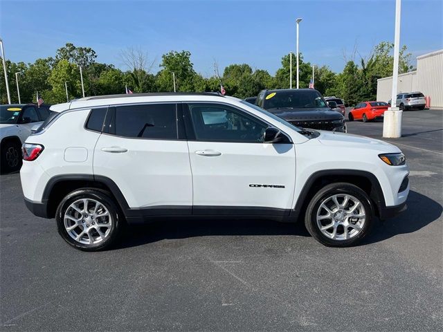 2024 Jeep Compass Latitude Lux