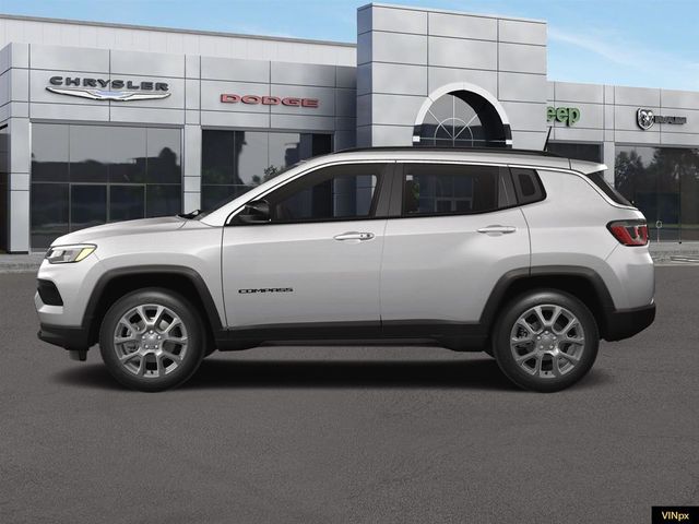 2024 Jeep Compass Latitude Lux