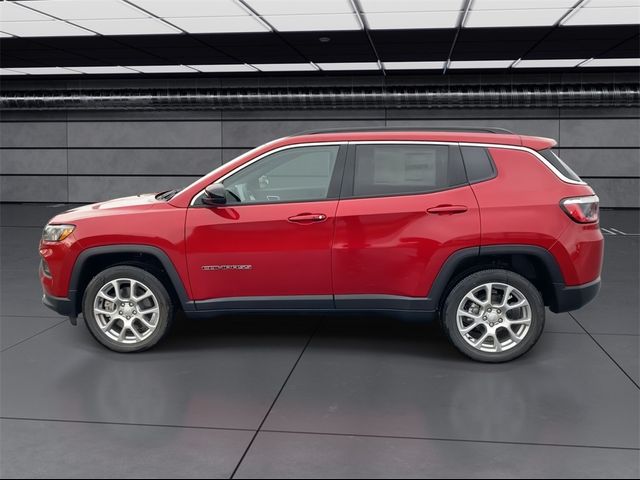 2024 Jeep Compass Latitude Lux