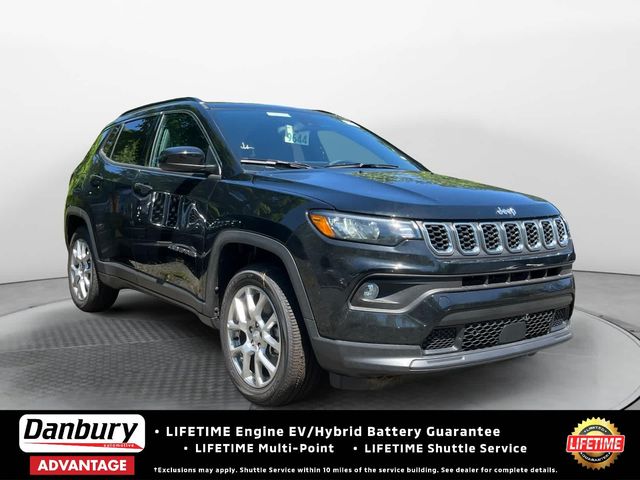 2024 Jeep Compass Latitude Lux