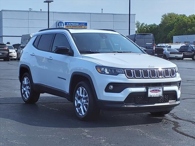 2024 Jeep Compass Latitude Lux