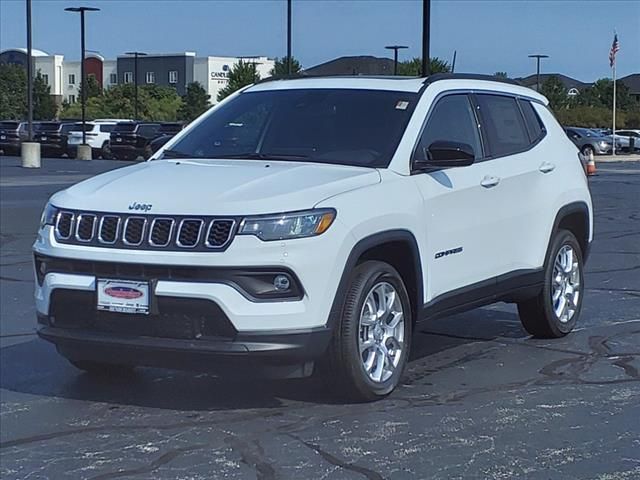 2024 Jeep Compass Latitude Lux