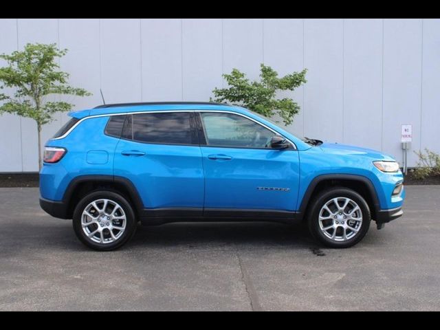 2024 Jeep Compass Latitude Lux