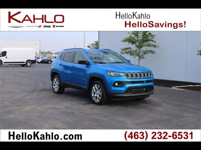 2024 Jeep Compass Latitude Lux