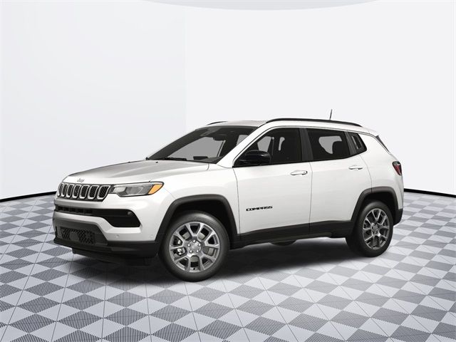 2024 Jeep Compass Latitude Lux