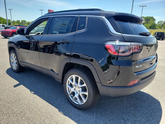 2024 Jeep Compass Latitude Lux