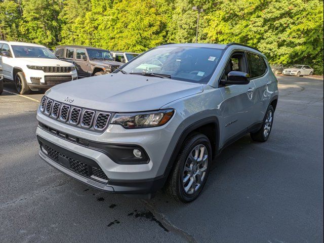 2024 Jeep Compass Latitude Lux