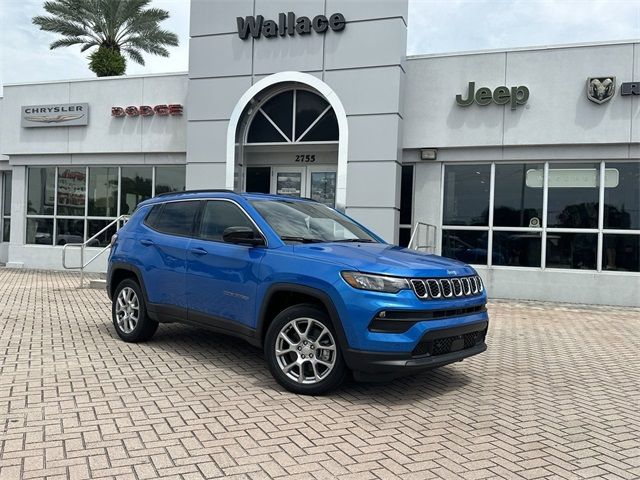 2024 Jeep Compass Latitude Lux