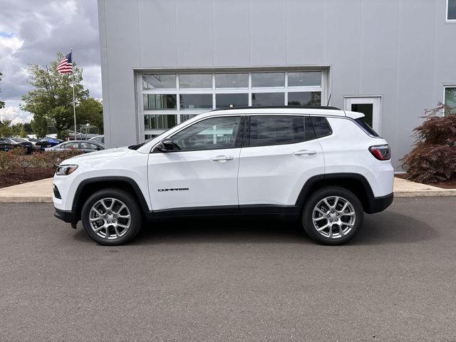 2024 Jeep Compass Latitude Lux