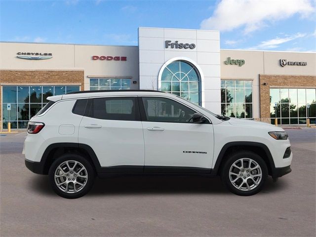 2024 Jeep Compass Latitude Lux