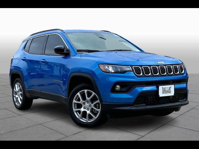 2024 Jeep Compass Latitude Lux