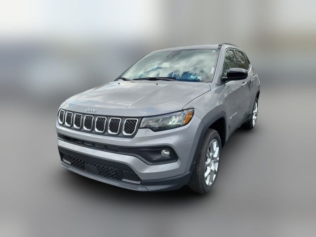 2024 Jeep Compass Latitude Lux