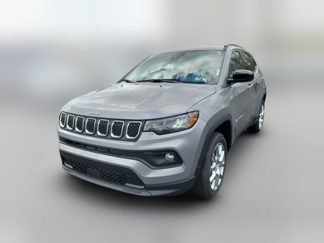 2024 Jeep Compass Latitude Lux