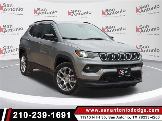 2024 Jeep Compass Latitude Lux