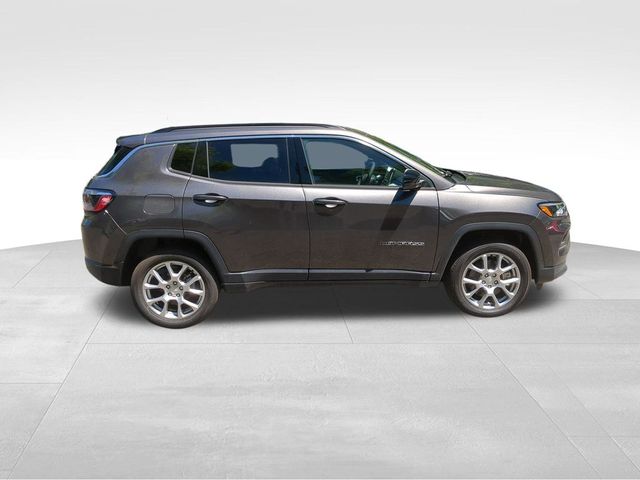 2024 Jeep Compass Latitude Lux