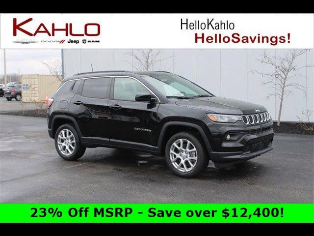 2024 Jeep Compass Latitude Lux