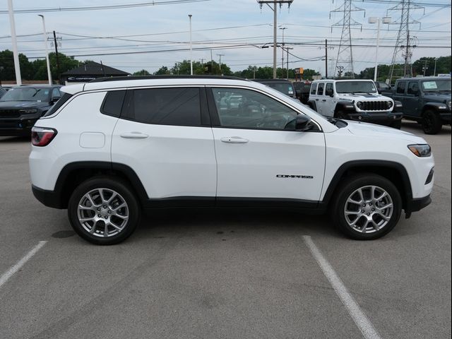 2024 Jeep Compass Latitude Lux