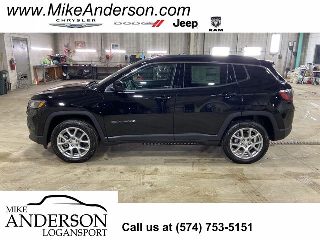 2024 Jeep Compass Latitude Lux