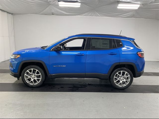 2024 Jeep Compass Latitude Lux