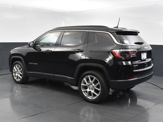 2024 Jeep Compass Latitude Lux