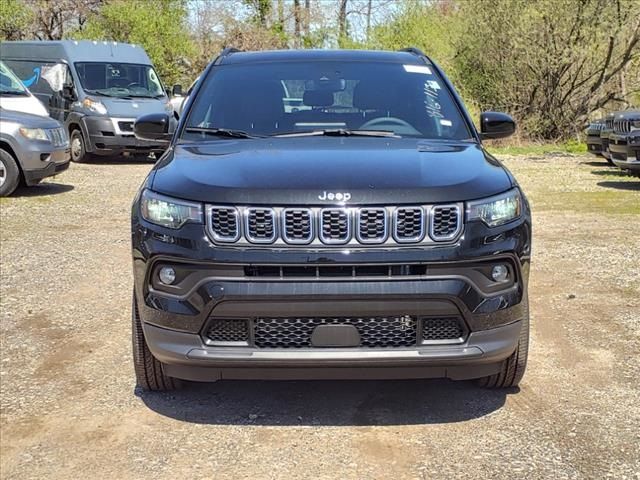 2024 Jeep Compass Latitude Lux