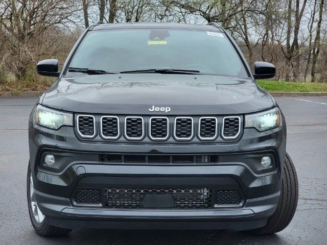 2024 Jeep Compass Latitude Lux