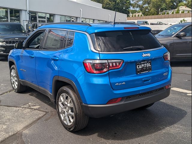 2024 Jeep Compass Latitude Lux