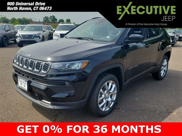 2024 Jeep Compass Latitude Lux