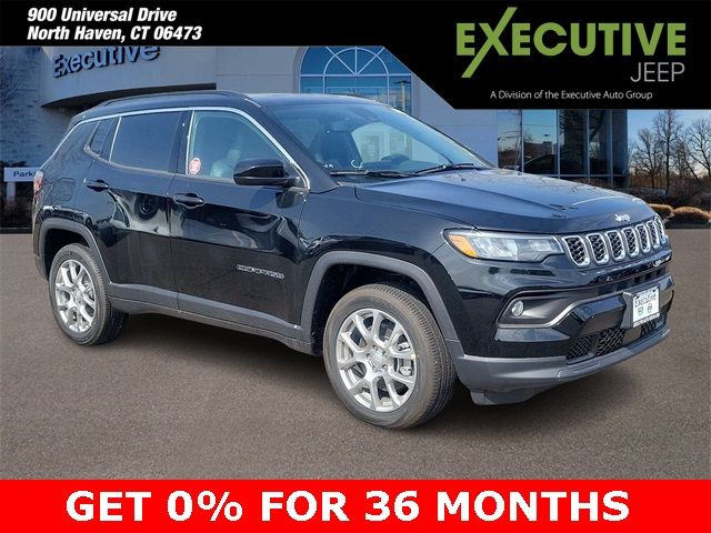 2024 Jeep Compass Latitude Lux