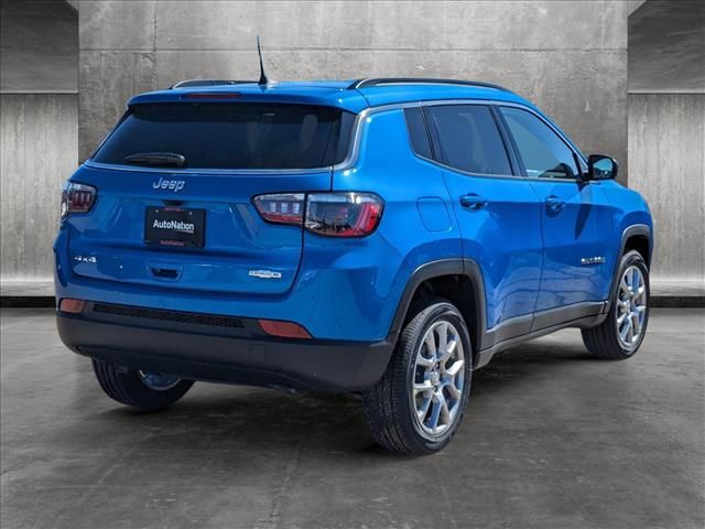 2024 Jeep Compass Latitude Lux