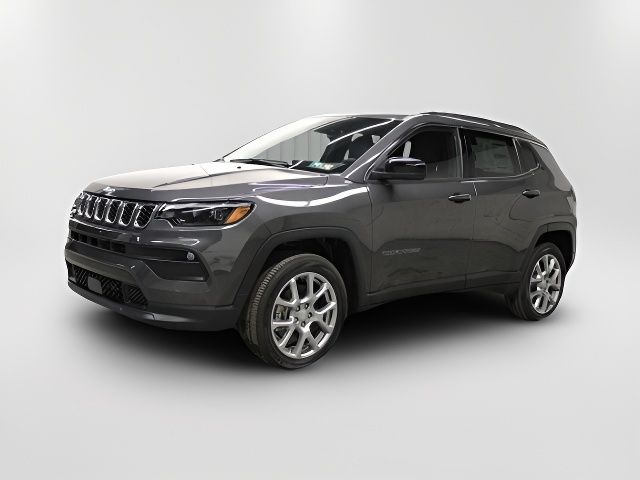 2024 Jeep Compass Latitude Lux