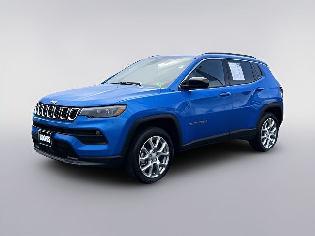 2024 Jeep Compass Latitude Lux