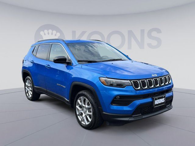 2024 Jeep Compass Latitude Lux
