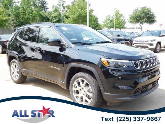 2024 Jeep Compass Latitude Lux