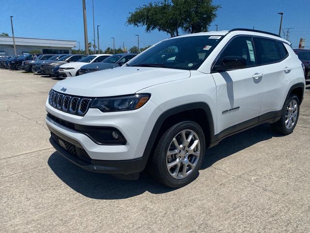 2024 Jeep Compass Latitude Lux