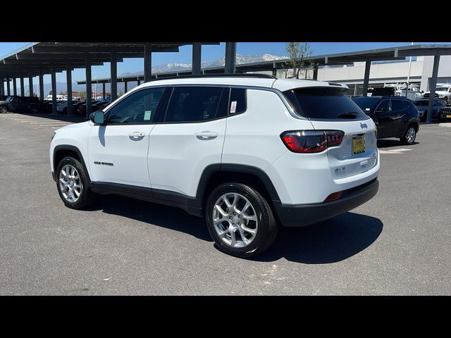 2024 Jeep Compass Latitude Lux