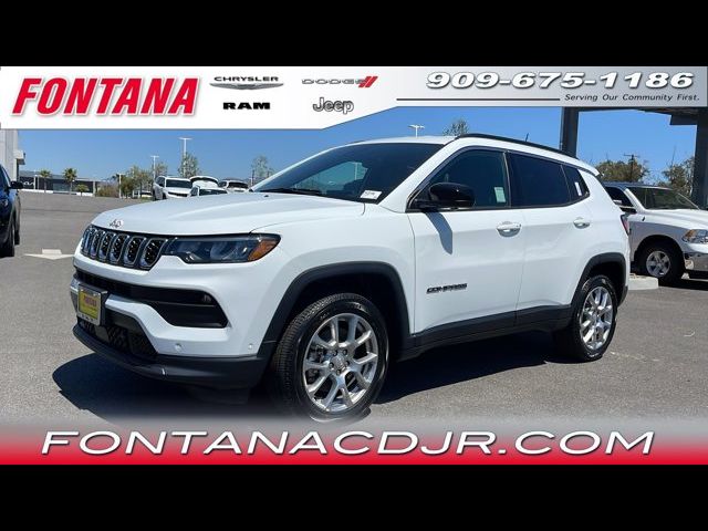 2024 Jeep Compass Latitude Lux