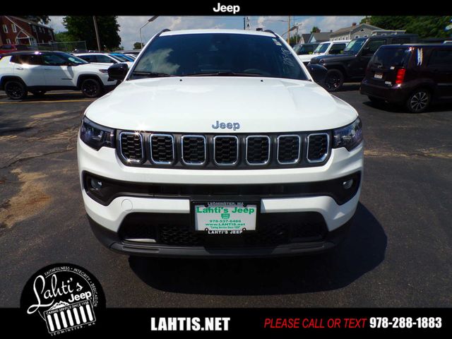 2024 Jeep Compass Latitude Lux