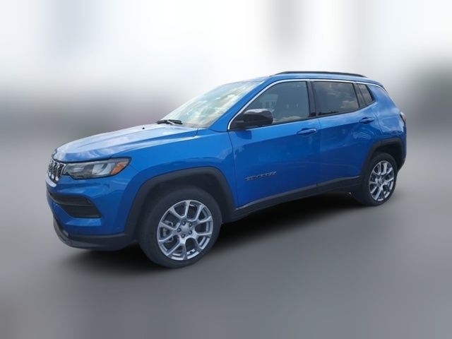 2024 Jeep Compass Latitude Lux