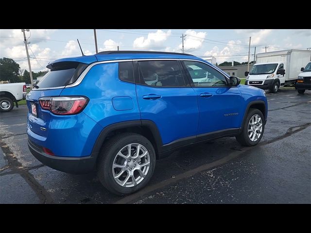 2024 Jeep Compass Latitude Lux