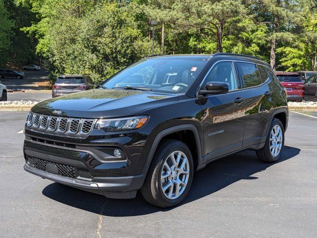 2024 Jeep Compass Latitude Lux