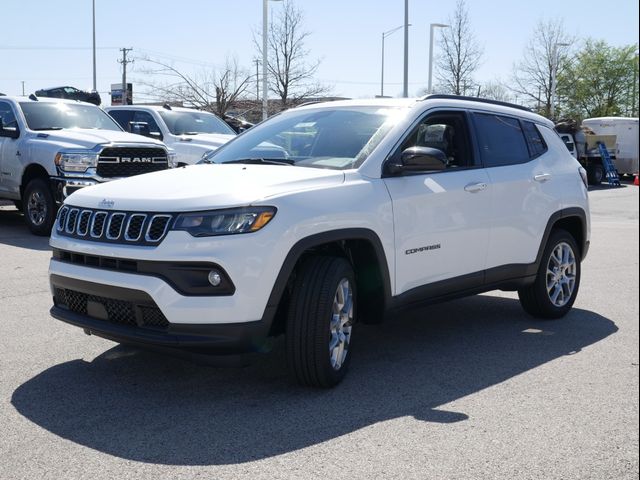 2024 Jeep Compass Latitude Lux