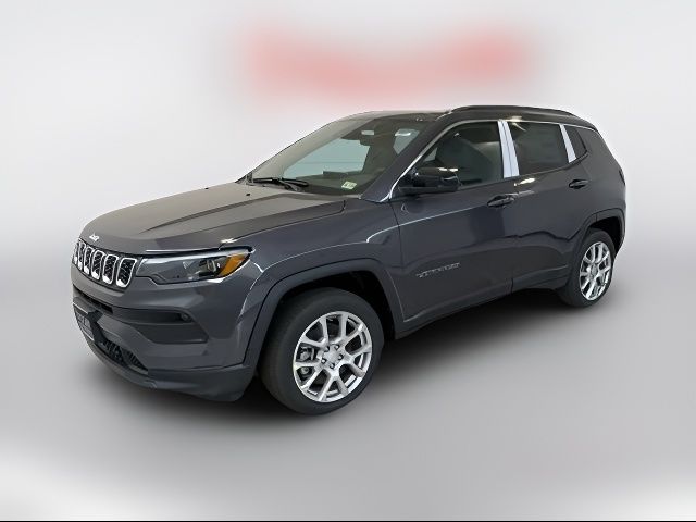 2024 Jeep Compass Latitude Lux